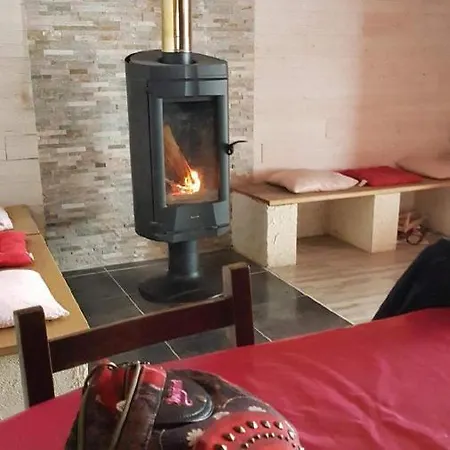 Chalet Grange En Autonomie En Montagne *